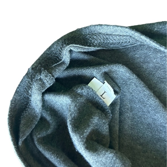 Women’s Large Tank Top - Picture 3 of 5